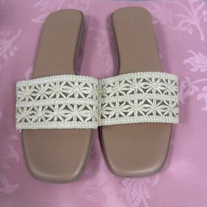 Old‎ Navy Crafted Slide Sandals Totally Natural Woven Floral Flat Square Toe 8